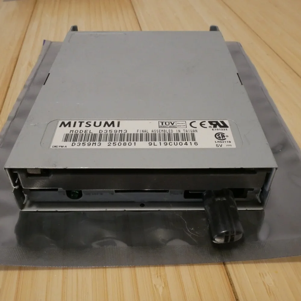 MITSUMI D359M3 3.5 inch Floppy Disk Drive - Tested‎ & Working 47